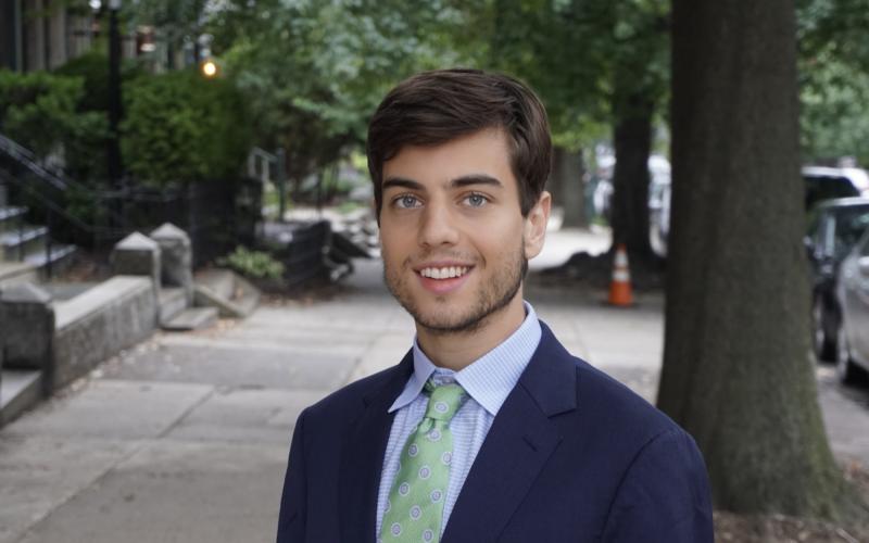 Ethan Kallett, a May graduate of Penn’s College of Arts and Sciences, has been awarded full funding to pursue an interdisciplinary master’s degree in China studies with a concentration in economics and management at the Yenching Academy of Peking Uni.